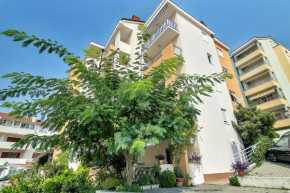 Central city Apartment Celestine